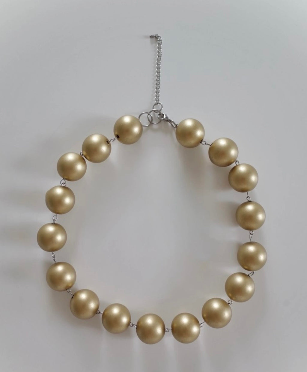 [sacred.] kissed by gold necklace