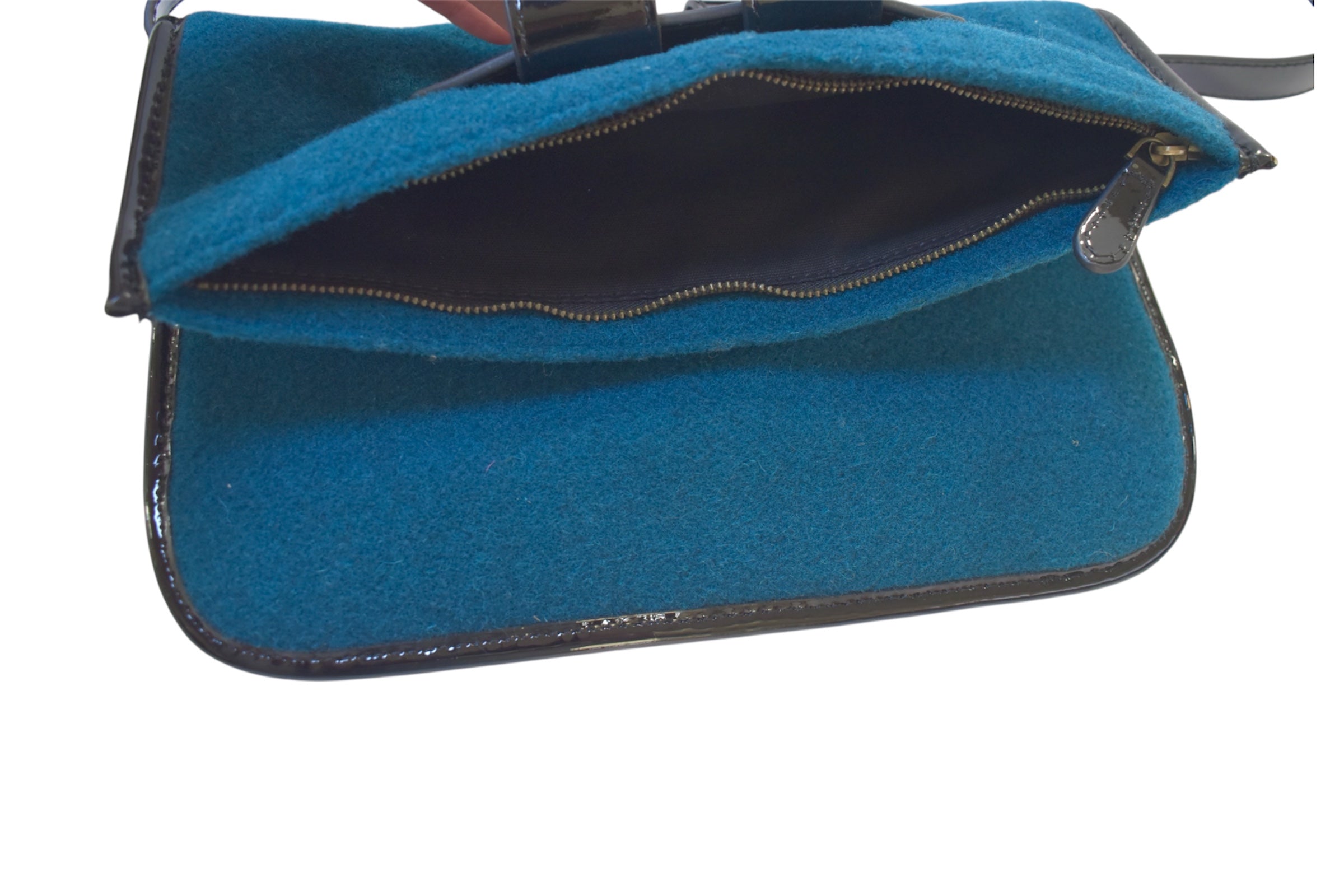 Green shoulder bag