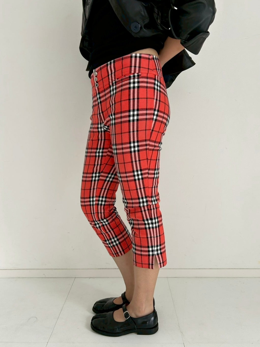 Burberry plaid red pants