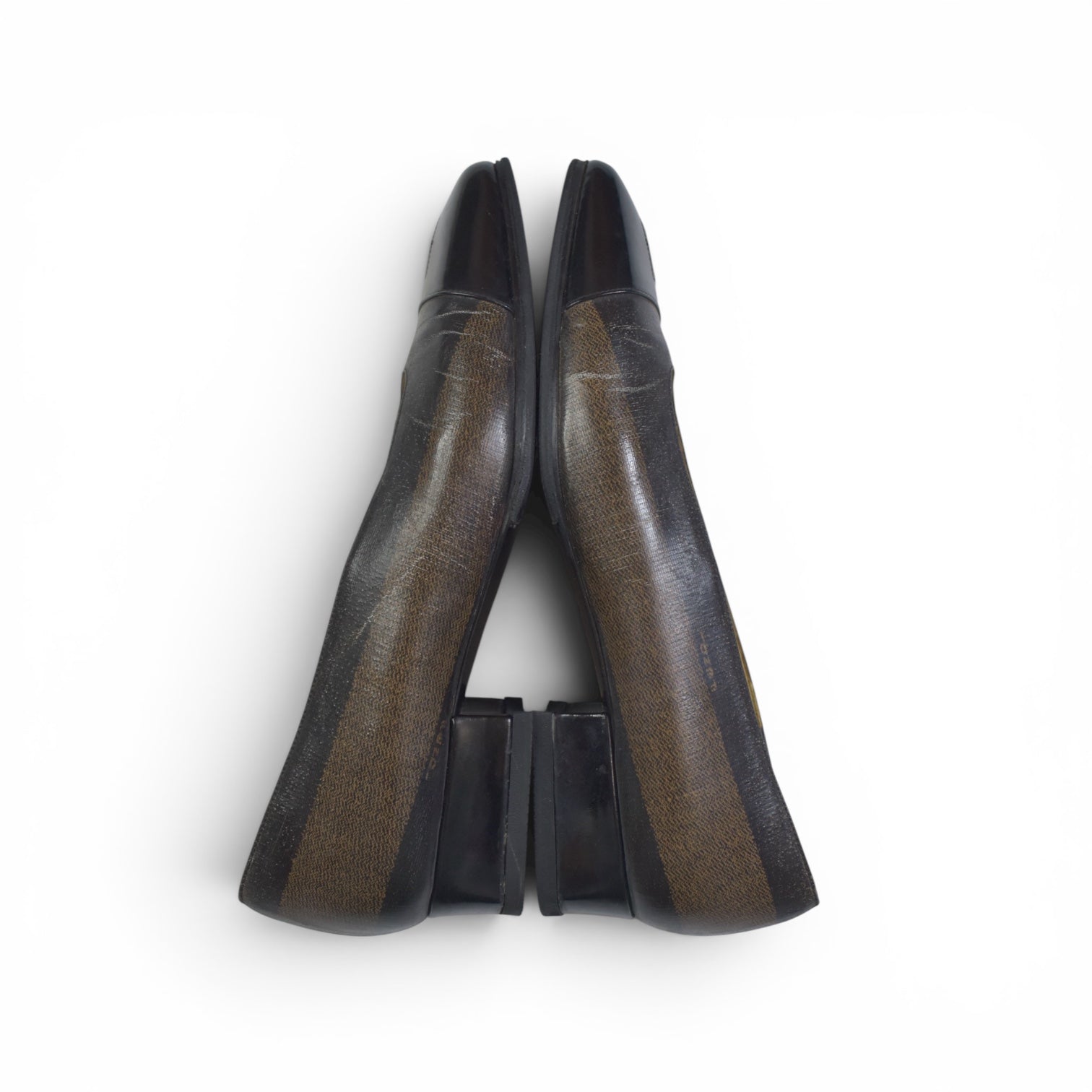 FENDI logo heel