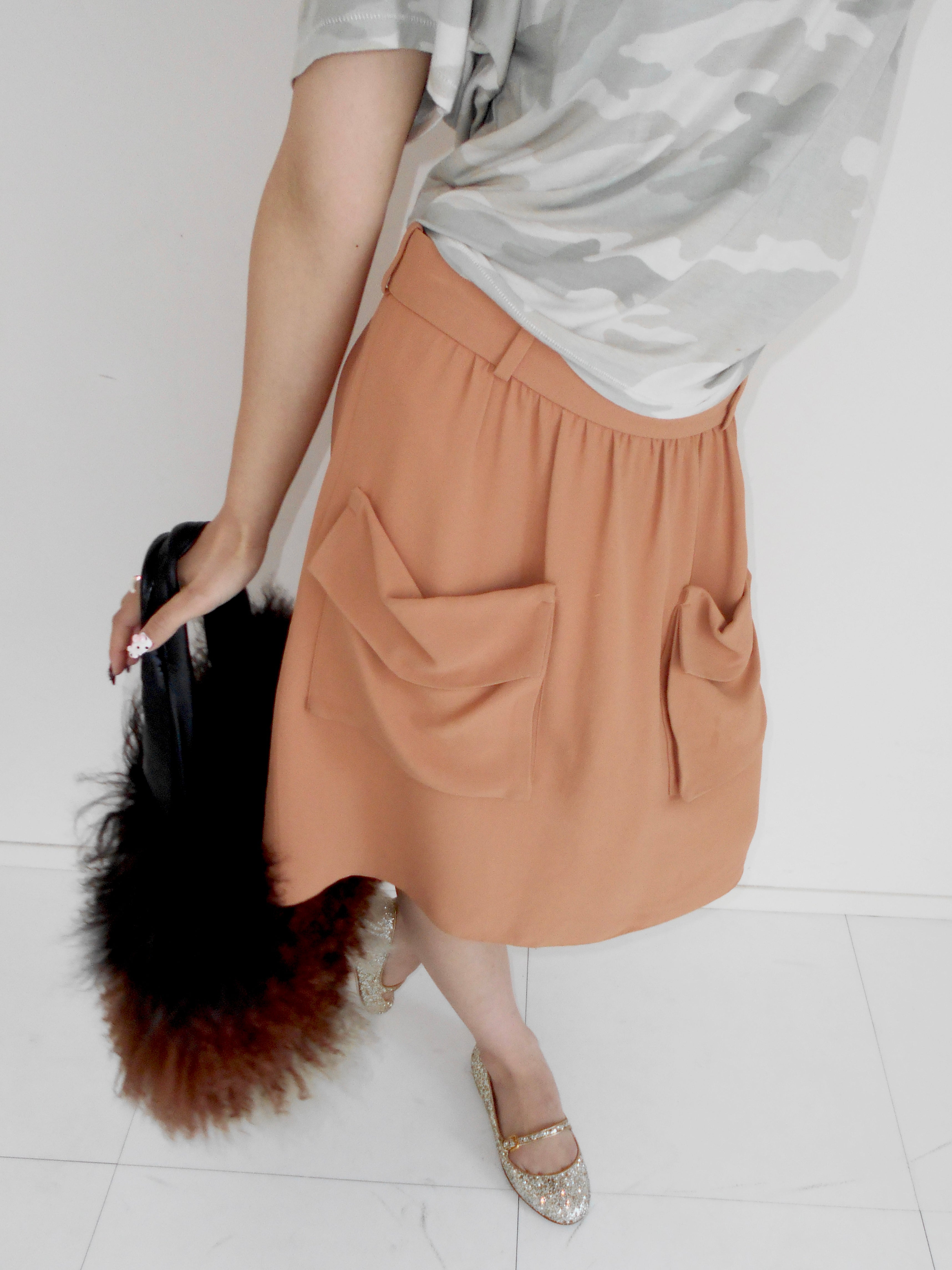 Chloe w pocket skirt