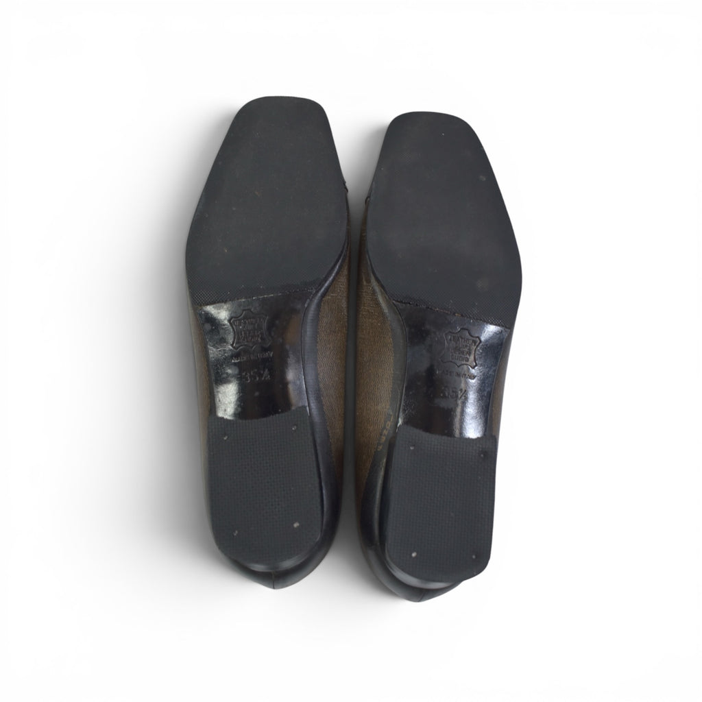 FENDI logo heel