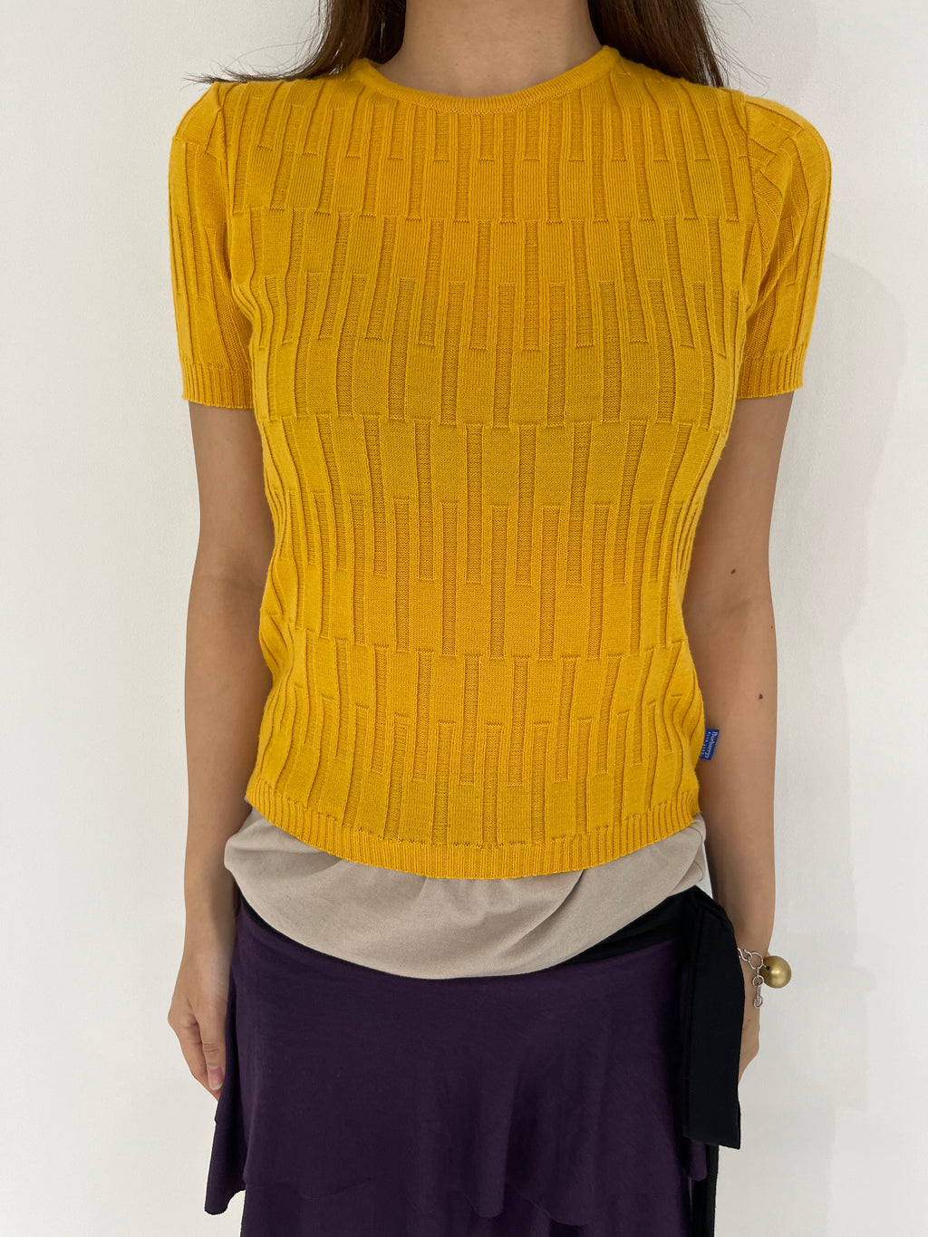 Burberry yellow S/S kint tops