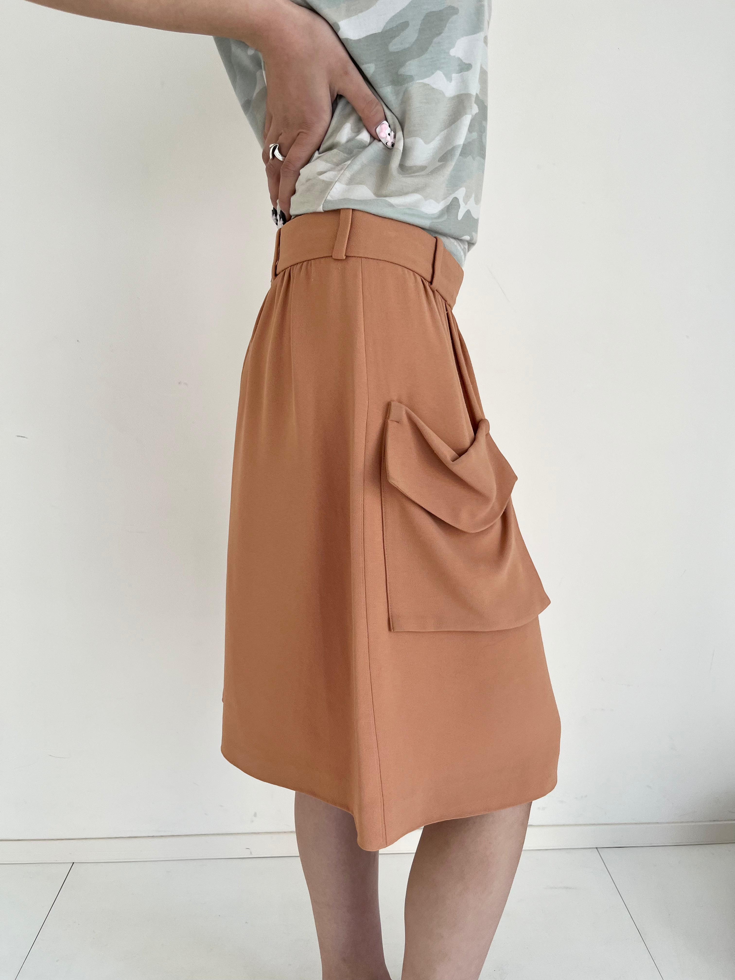 Chloe w pocket skirt