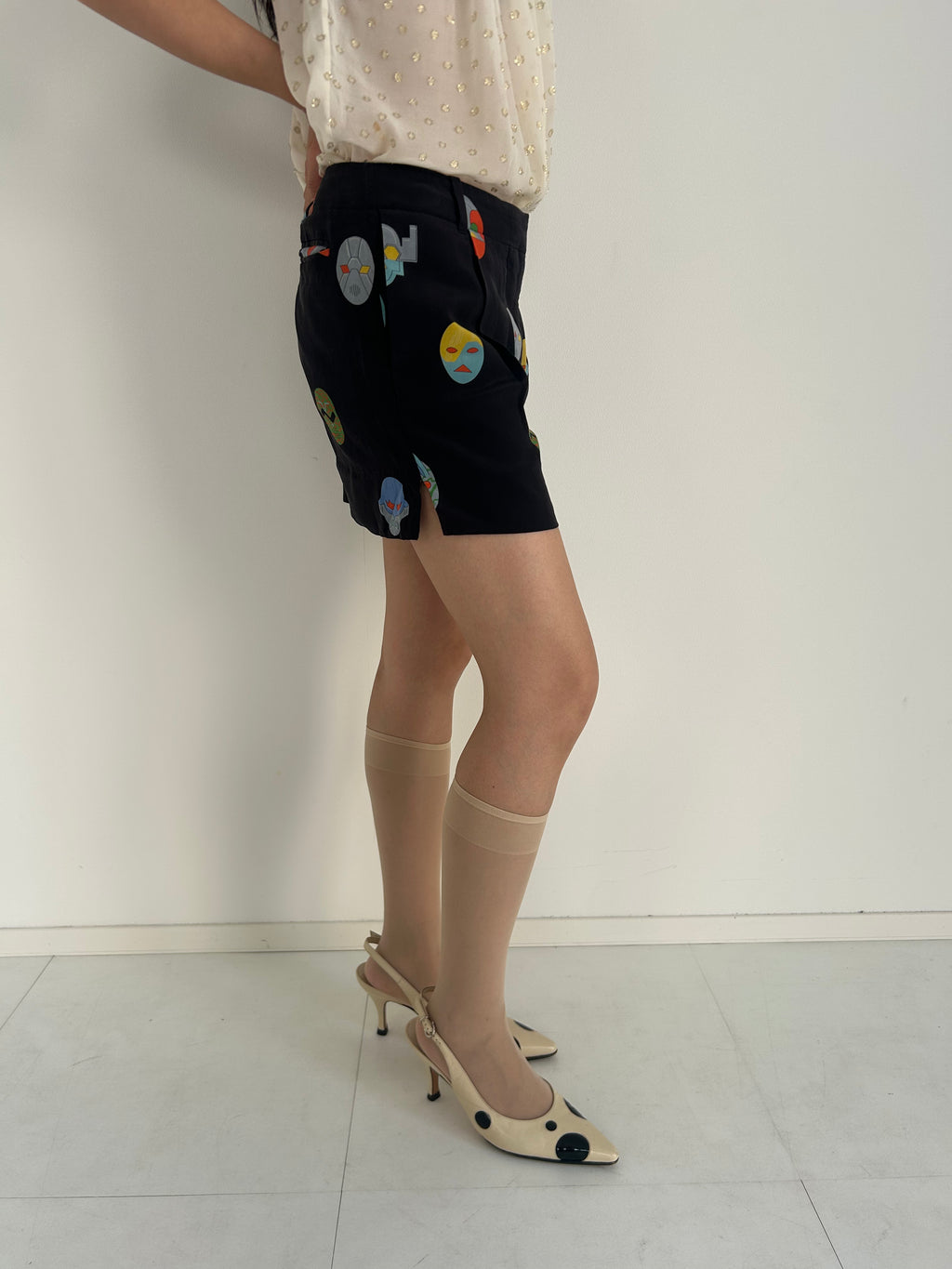 stella mccartney alien short pants